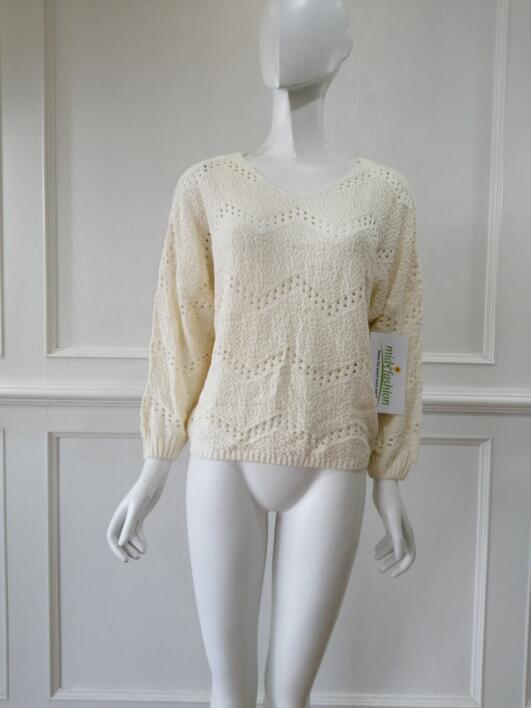 Womens knitted pullover V collar long sleeves