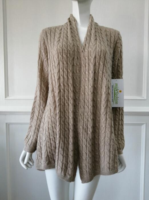 Women's knitted sweater coat knitwear