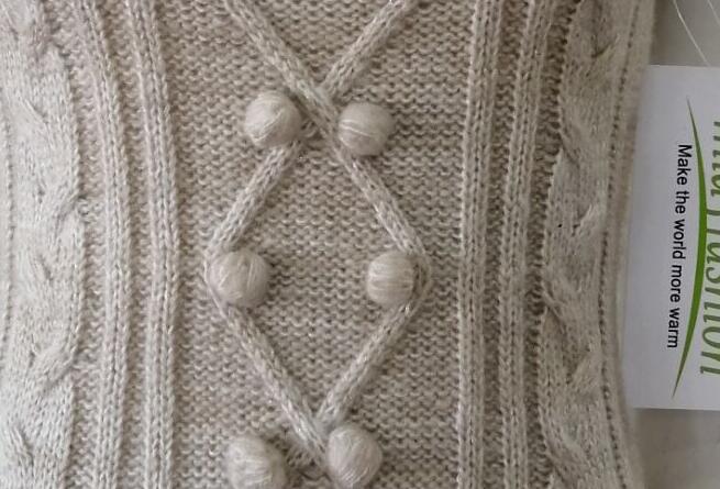 Women's knitted sweater coat knitwear china