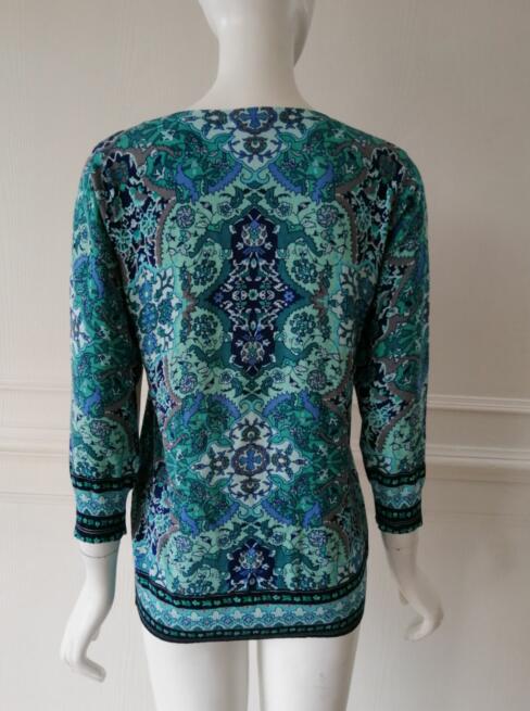 Women's knitted sweater print knitwear china