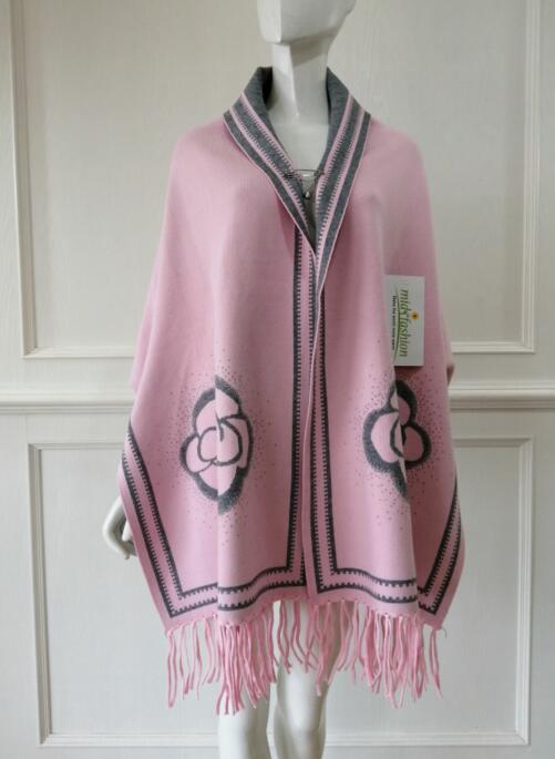 China Womens Knitted cardigan sweater